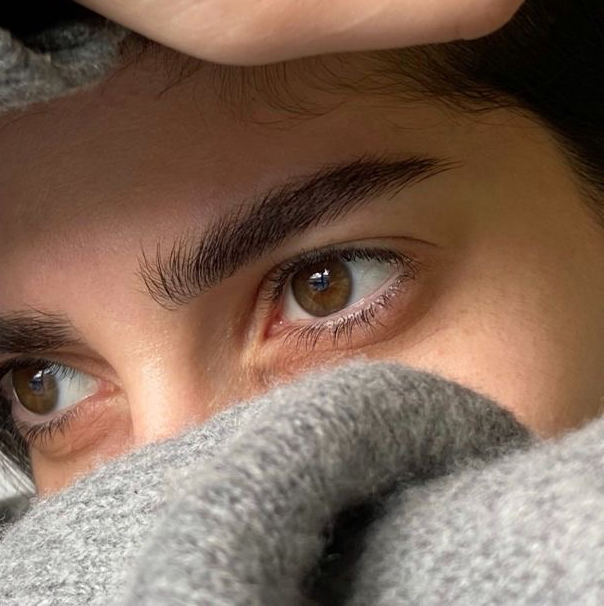 Оформление бровей (коррекция + окрашивание / осветление)