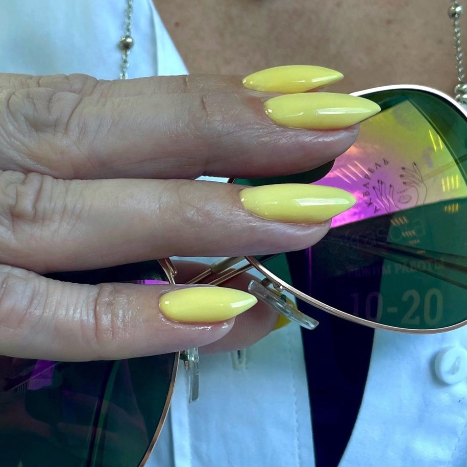 Маникюр с покрытием гель-лак LUXIO