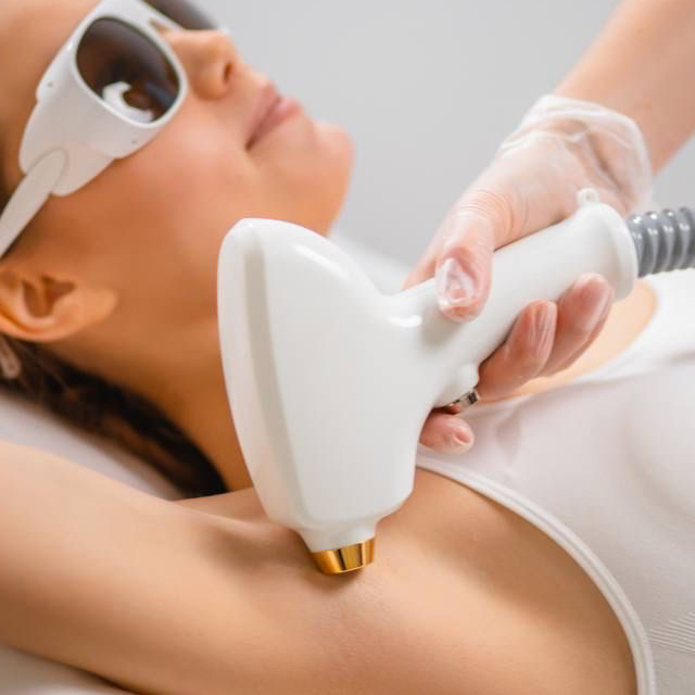 Выгодные комплексы: лицо полностью + подмышки + глубокое бикини + ноги полностью