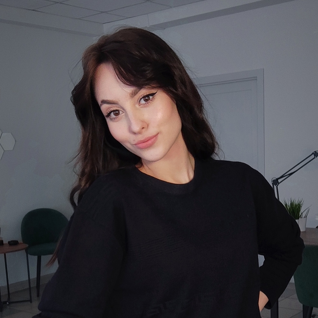 Полина