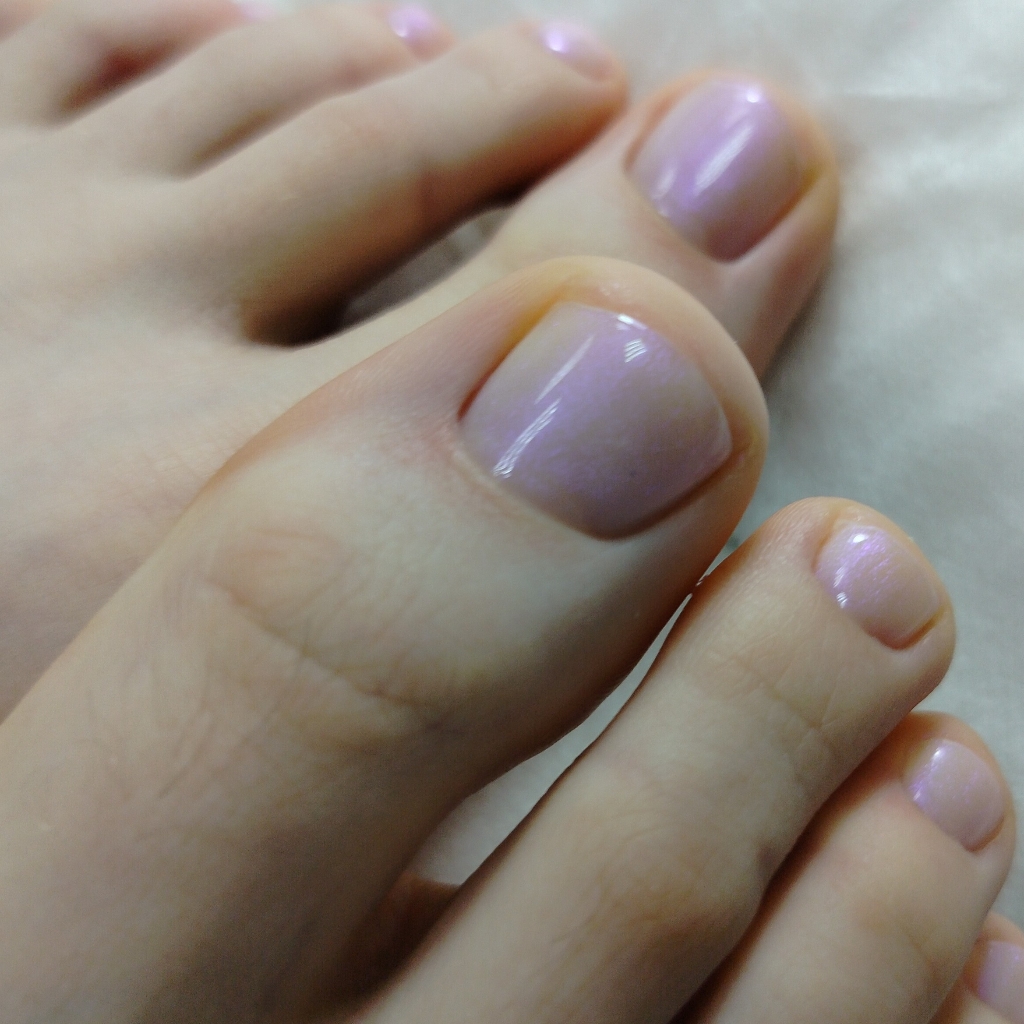 Педикюр с покрытием г/л (пальцы + стопа)