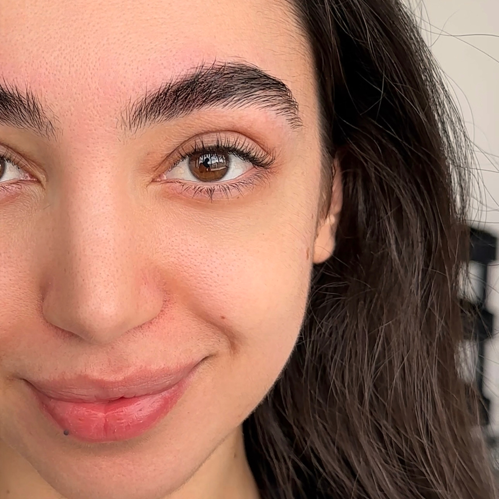 Коррекция бровей