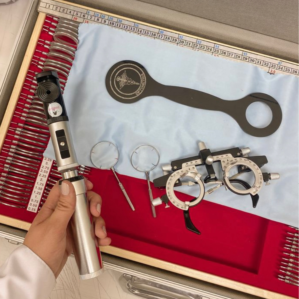 Подбор очков (сферических/ астигматических) без заказа очков