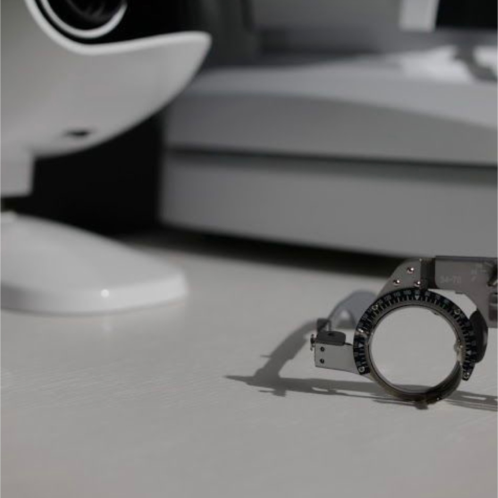 Консультация врача-офтальмолога для льготных категорий граждан (инвалиды, ветераны ВОВ и проч.)