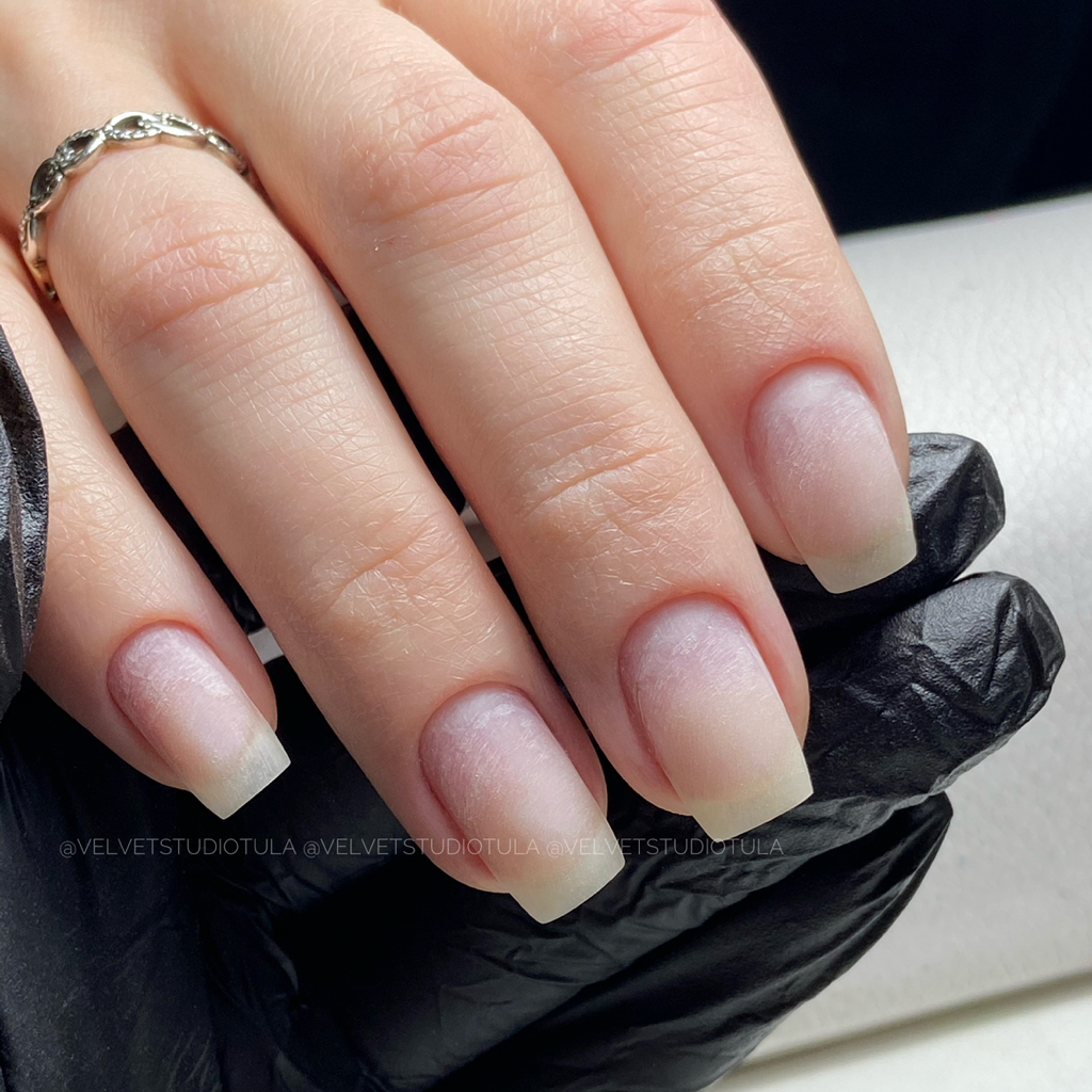 Комбинированный маникюр