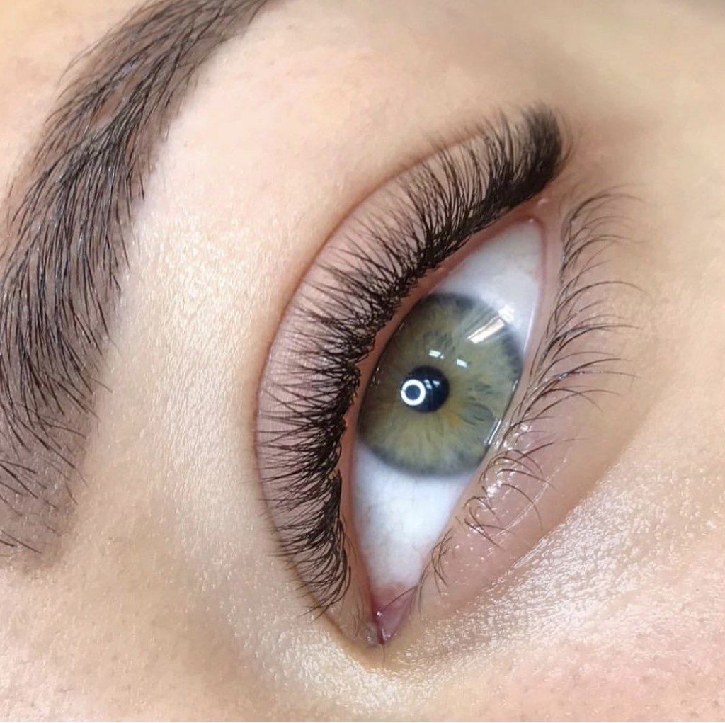 Наращивание ресниц 2д