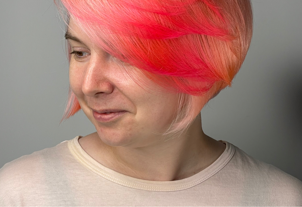 Яркое / осветление и яркое окрашивание