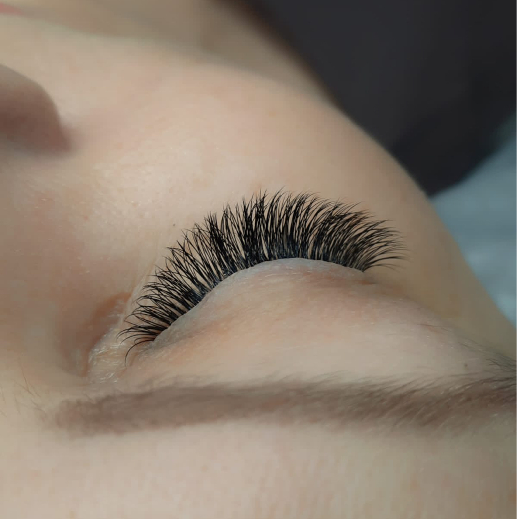 Наращивание ресниц 1,5D