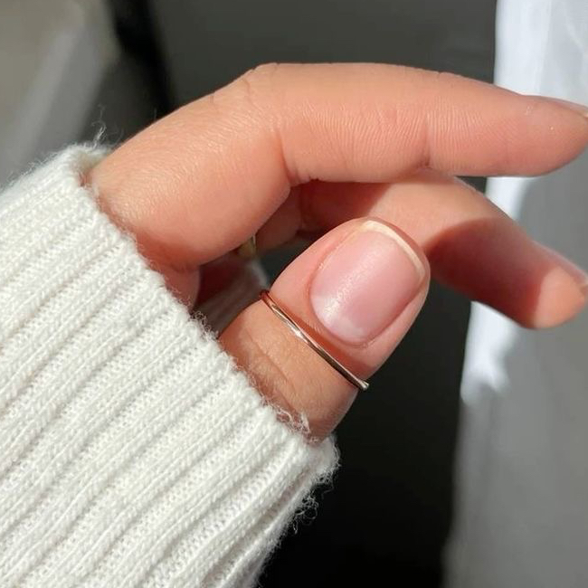 Маникюр без покрытия