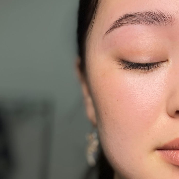 Оформление бровей без окрашивания