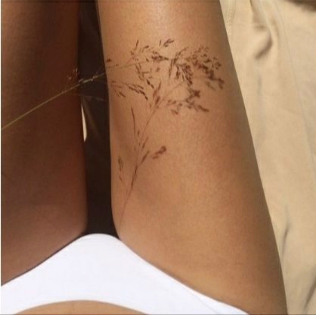 Депиляция бедра