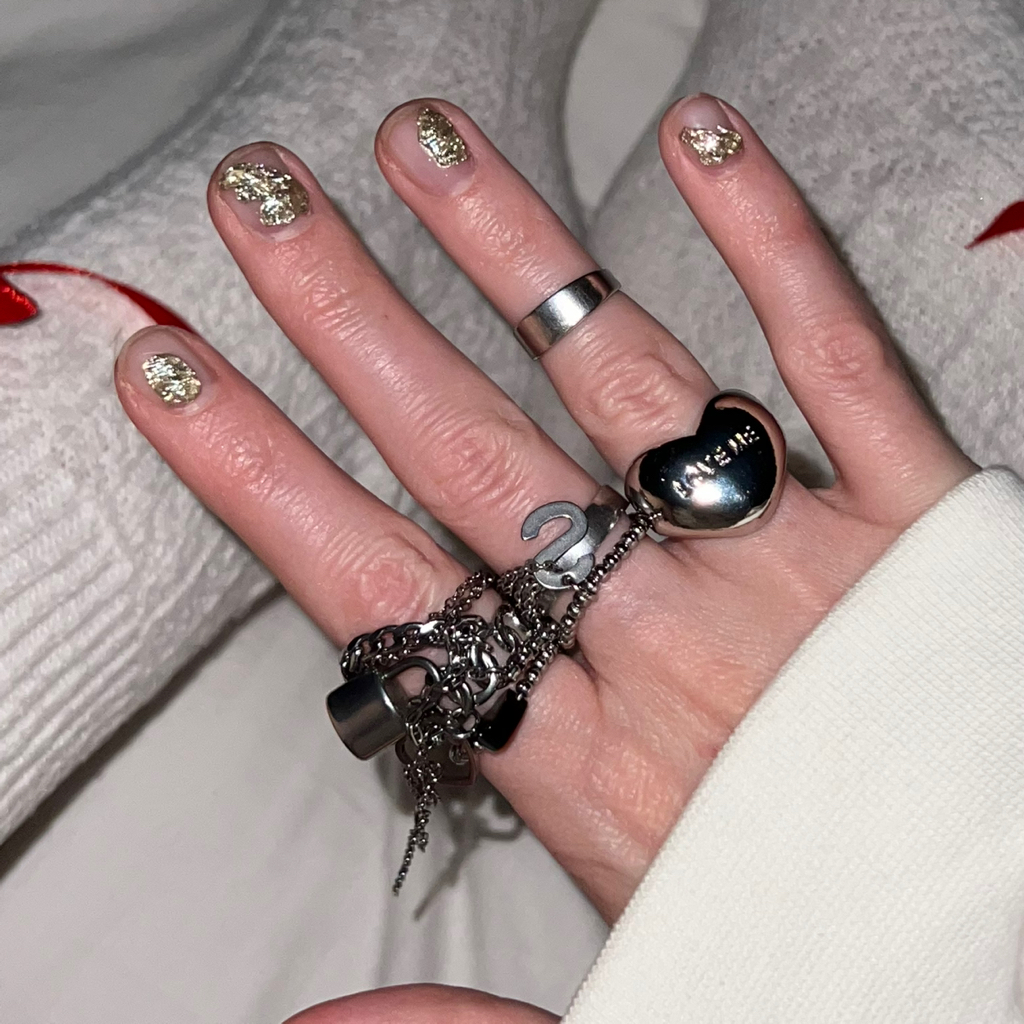 маникюр с покрытием и укреплением «дизайн френч или объемы»