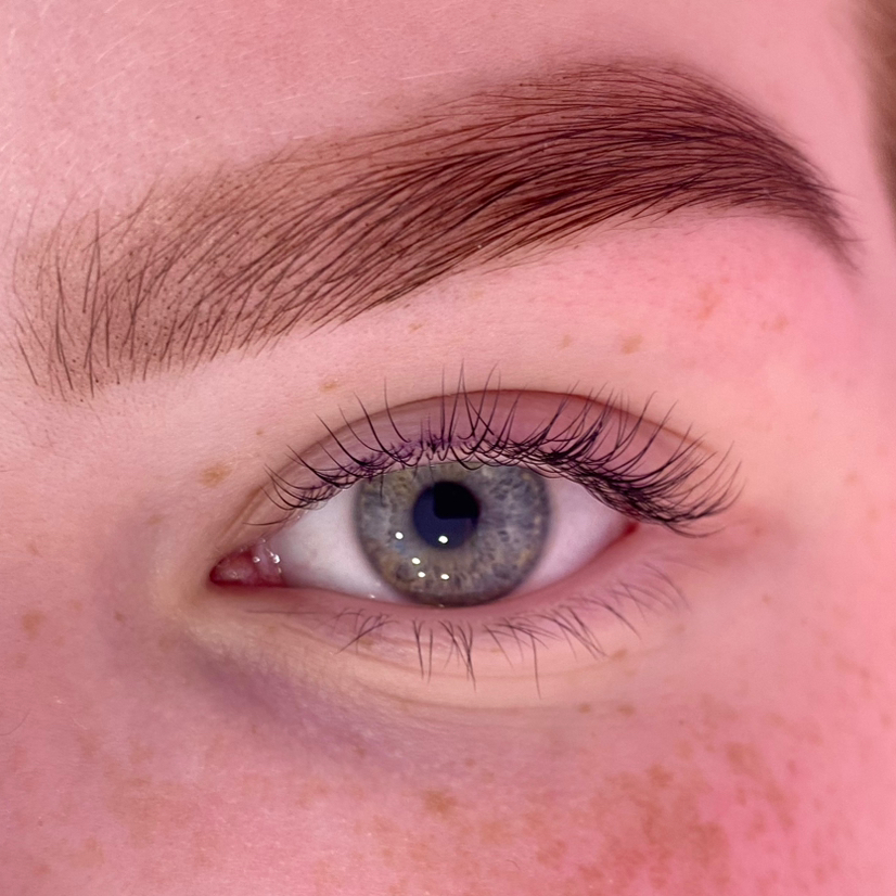 Комплекс: итальянское восстановление ресниц + брови