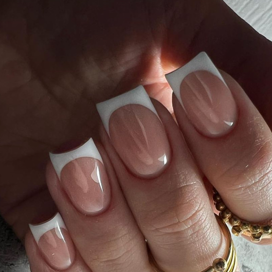 Маникюр,укрепление,коррекция пластины(четкий квадрат)