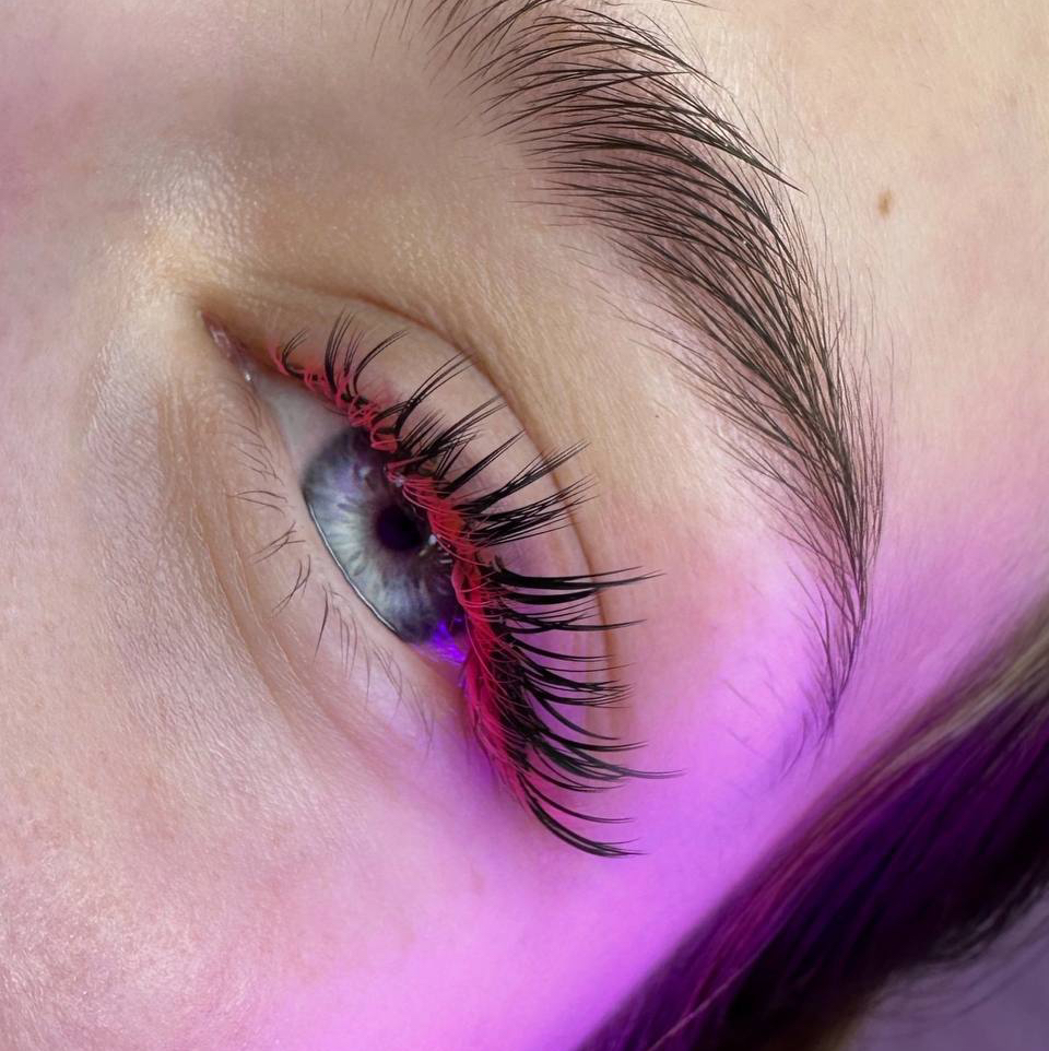 Цветные ресницы (заполняемость до 50%)