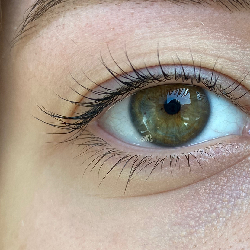 Окрашивание ресниц