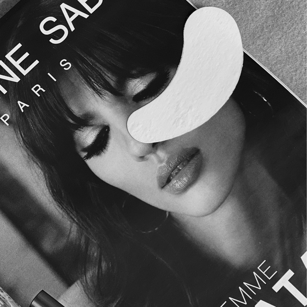 [удаление нежелательных волосков] на лице