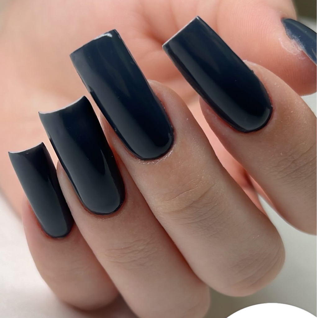 Маникюр с покрытием гель