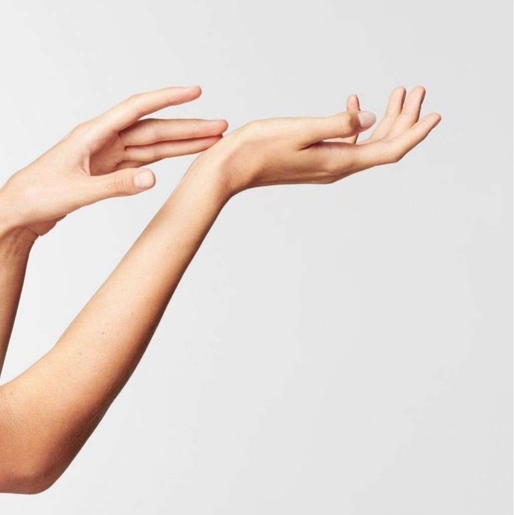 Руки полностью