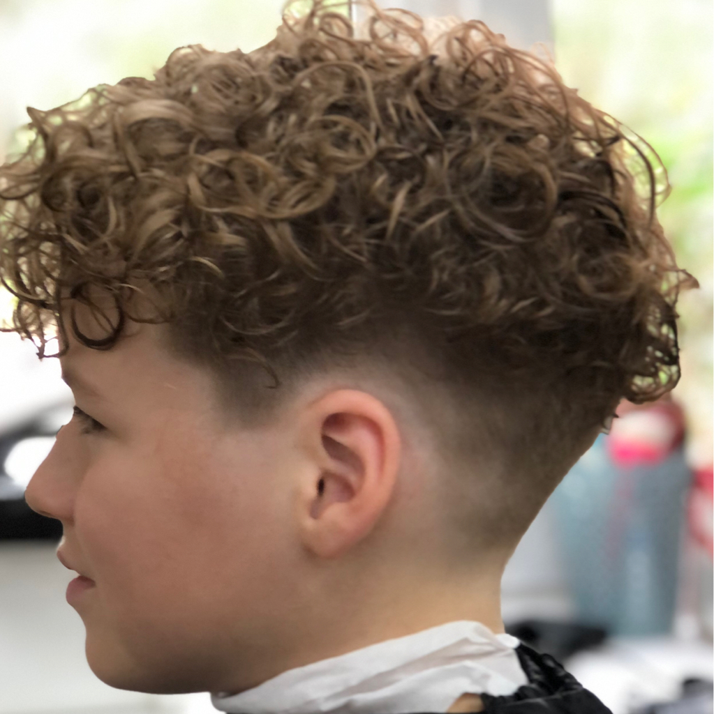 Завивка  на короткие волосы