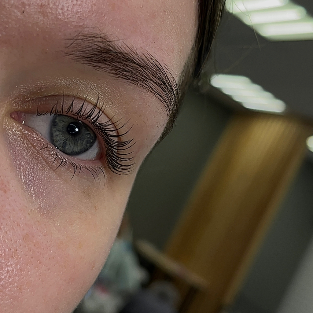Ламинирование ресниц