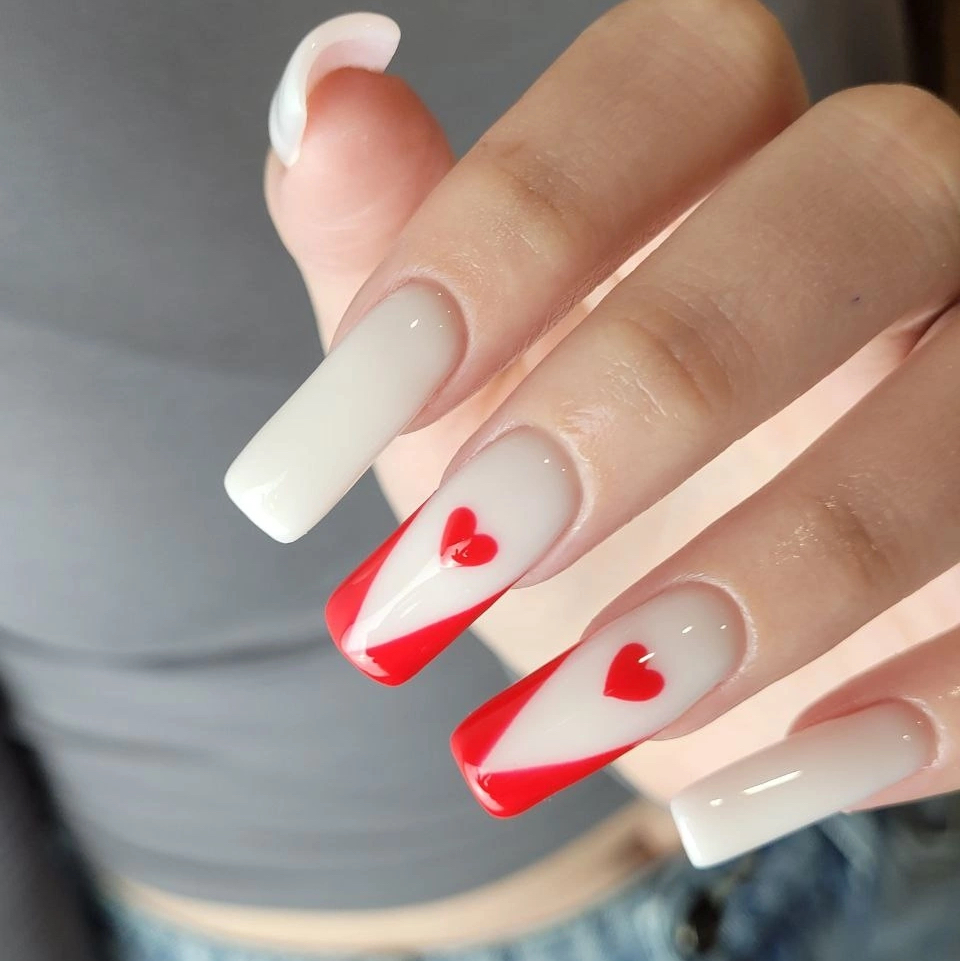 Маникюр + укрепление гелем + покрытие френч