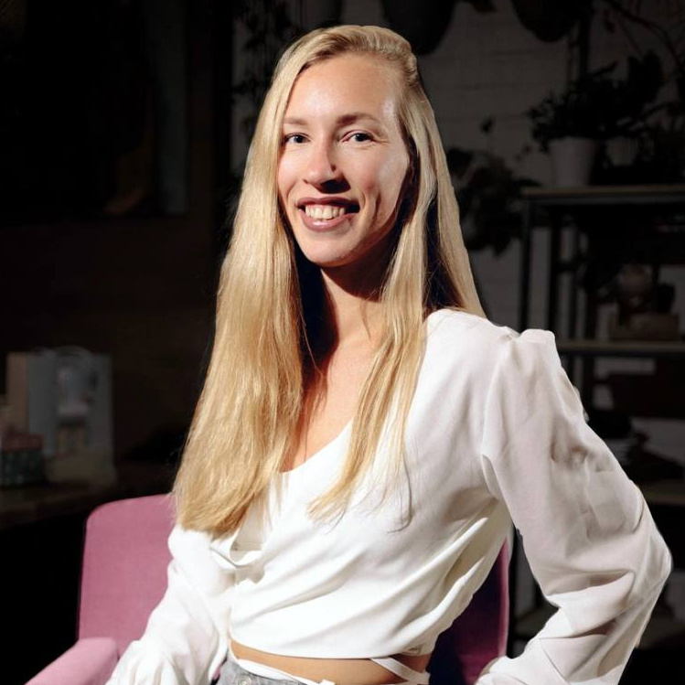 Онлайн Миронова Арина