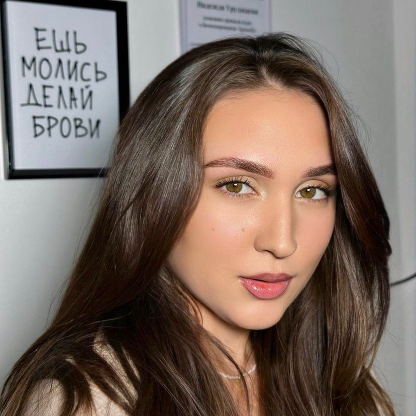 Коррекция + окрашивание бровей