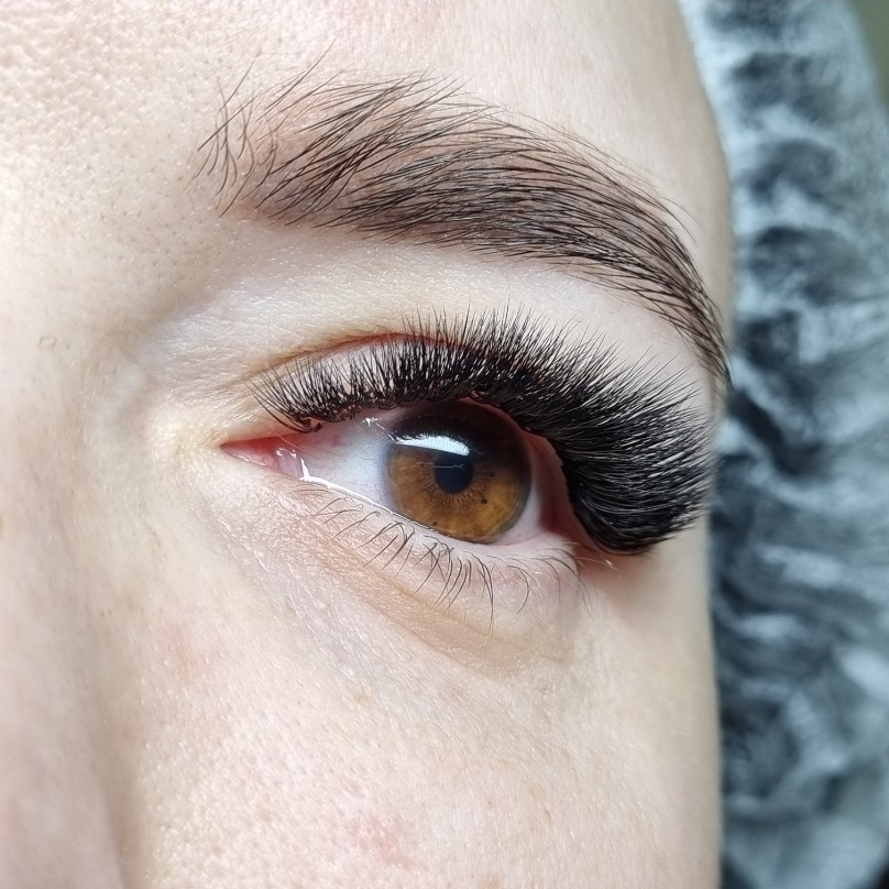 Наращивание ресниц(2,5D)