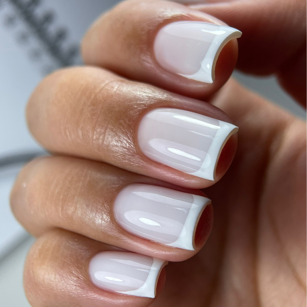 Маникюр с френчем