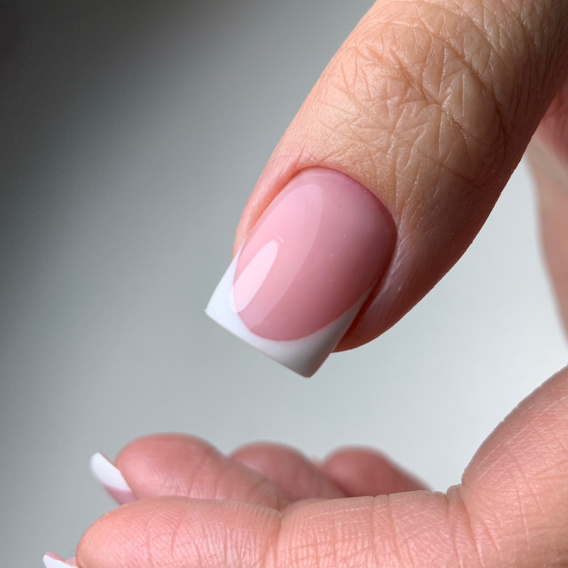 Маникюр+покрытие френч  ( Luxio + 200 р. к прайсу)