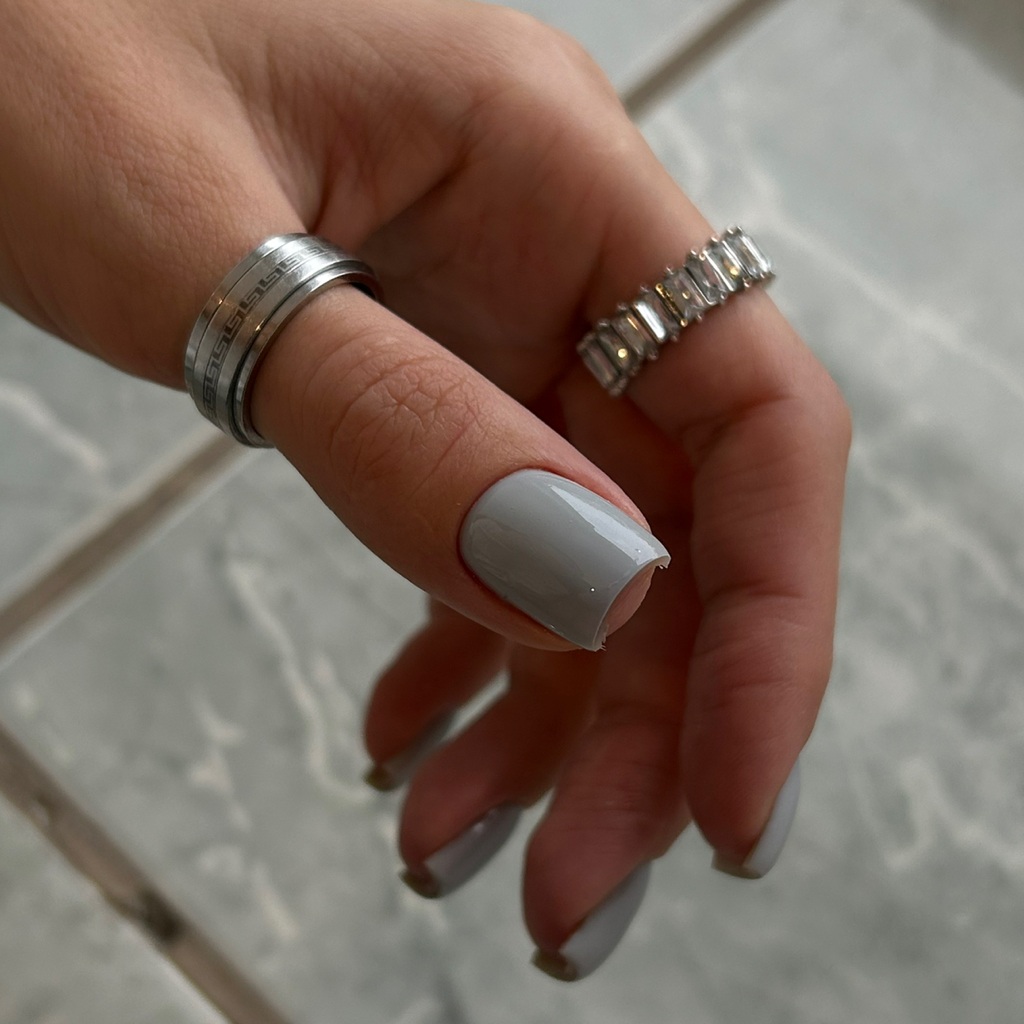 Коррекция моделирования + маникюр + однотонное покрытие