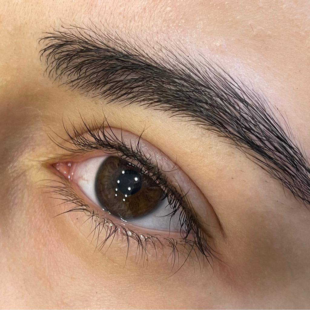 Перманентный макияж век (МЕЖРЕСНИЧНОЕ пространство )