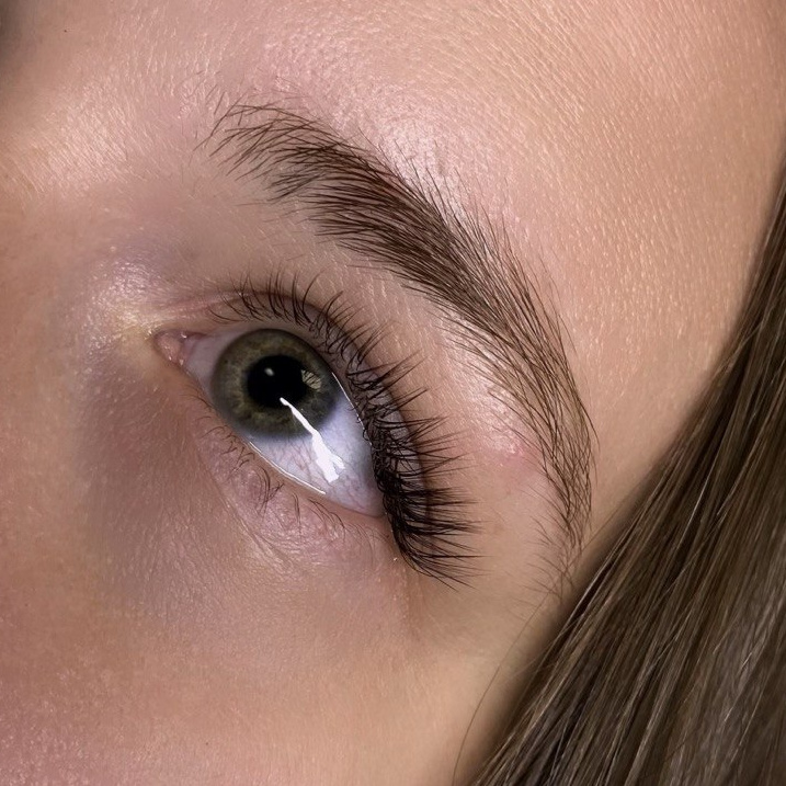 Наращивание уголков ресниц (Ольга)