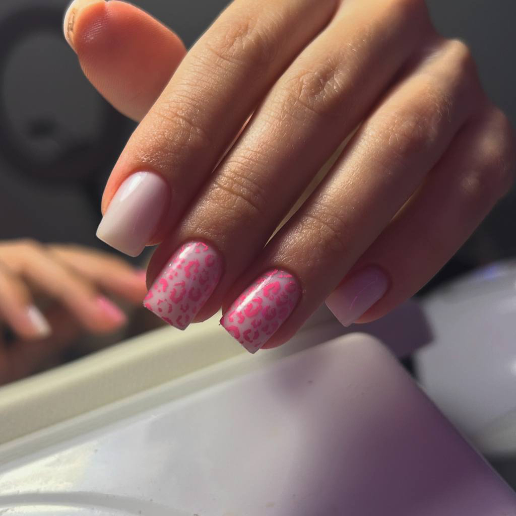 Дизайн (стемпинг,втирка,наклейки)