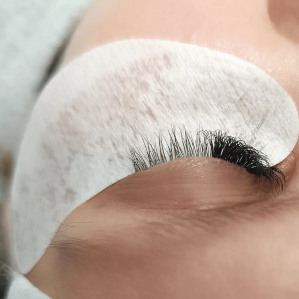 Коррекция ресниц