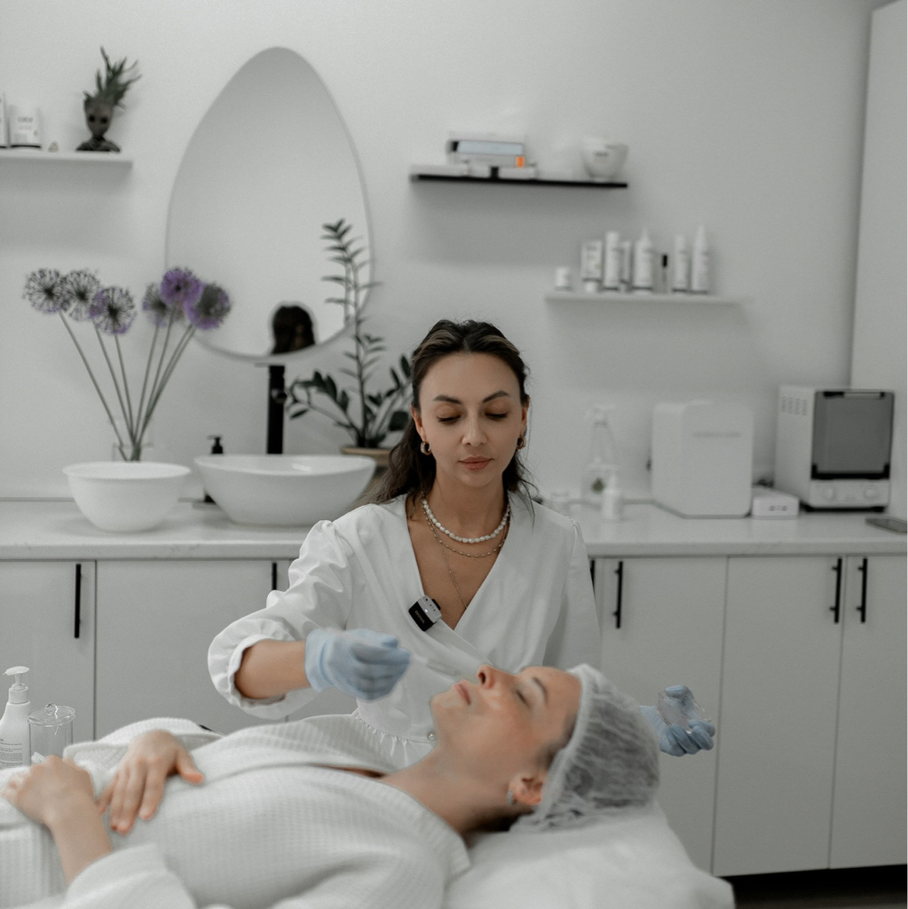 Консультация( диагностика кожи, составление домашнего ухода индивидуально, рекомендации по питанию