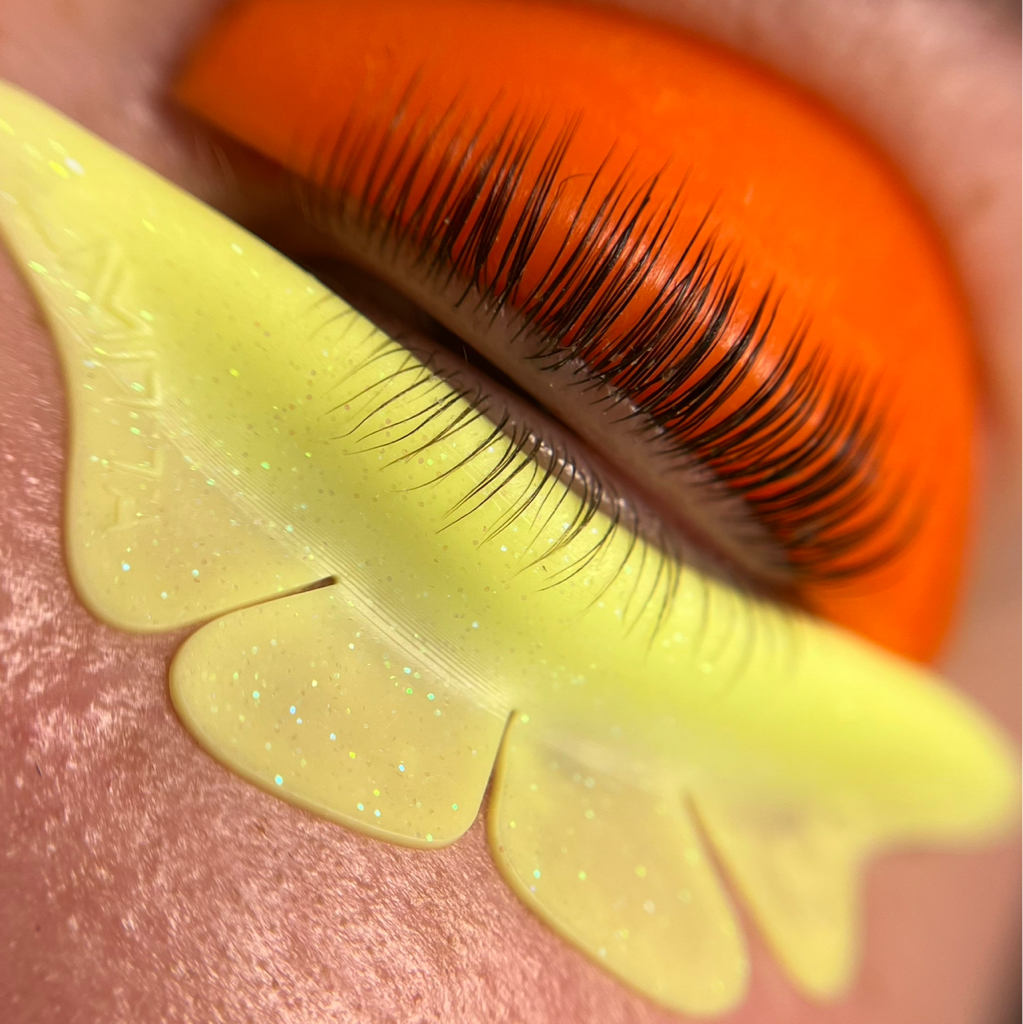 Ламинирование верхних и нижних ресниц