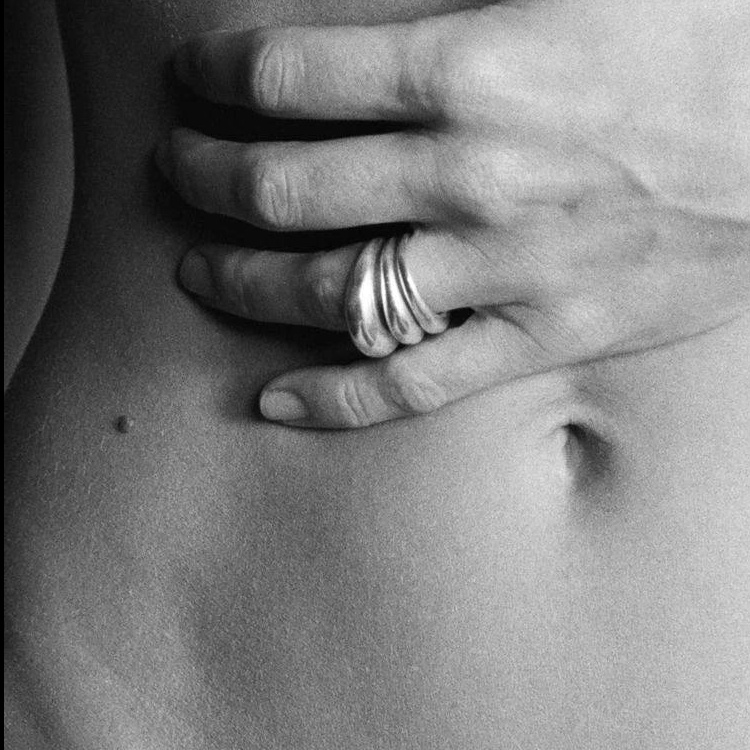 Полоска на животе