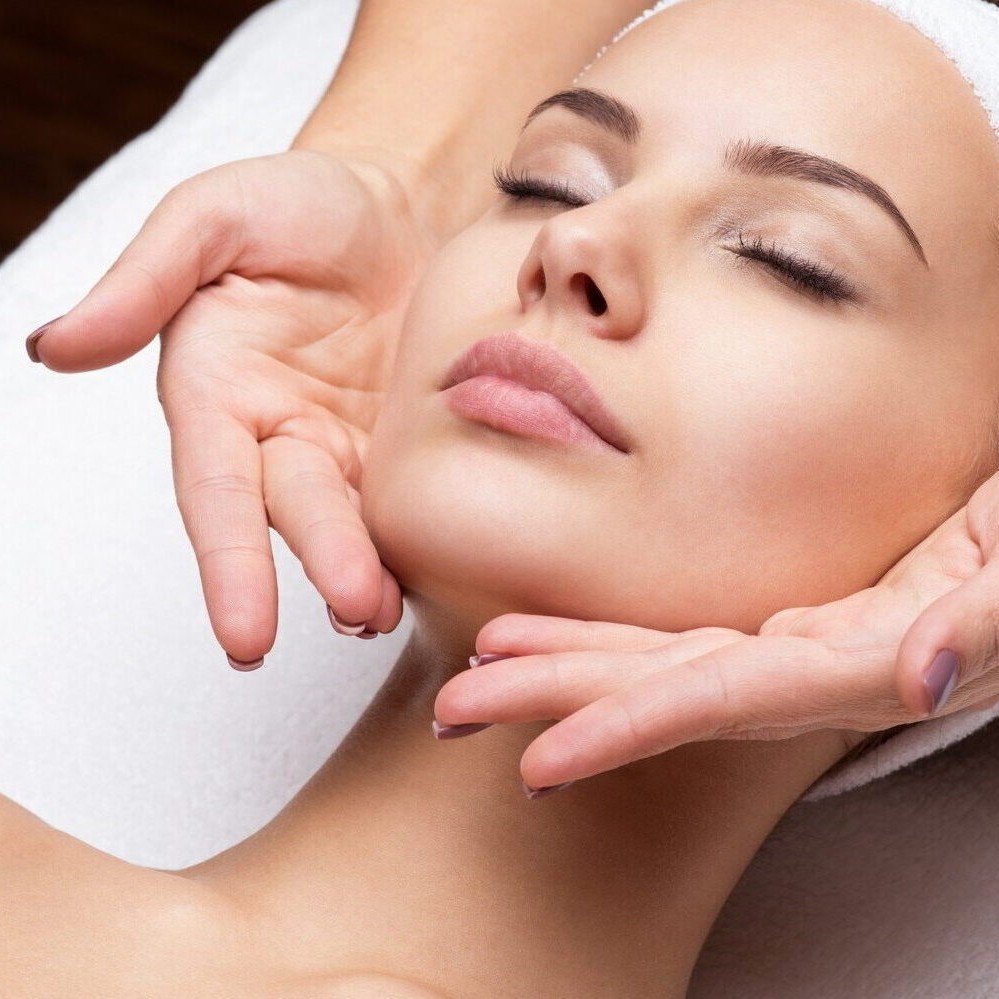 Скульптурный массаж лица