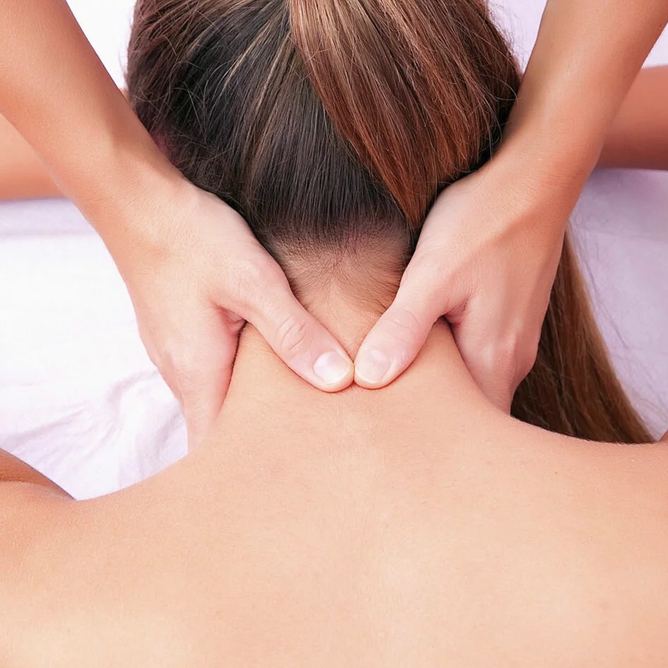 Массаж шейно-воротниковой зоны