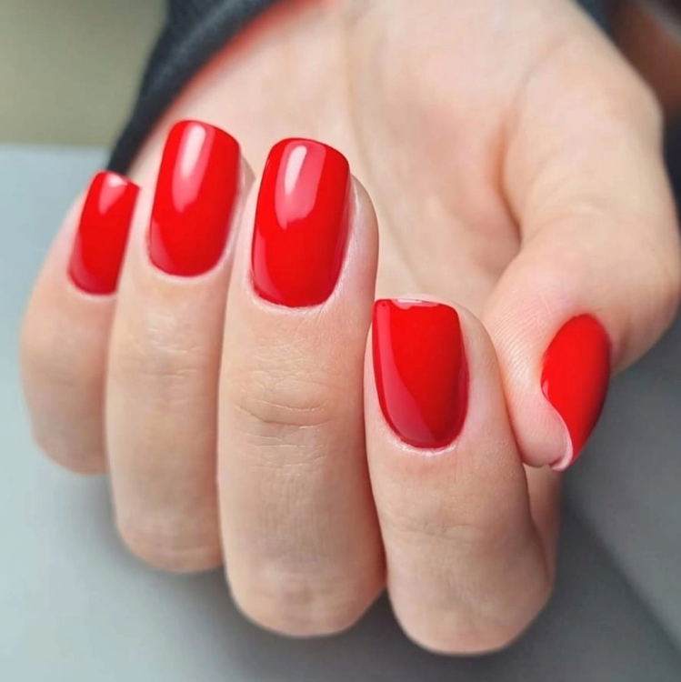 Маникюр с покрытием гель-лак (однотон)