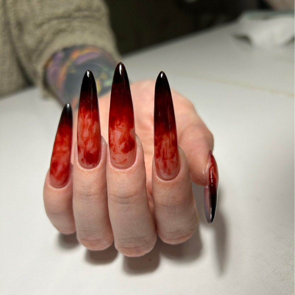 Наращивание ногтей