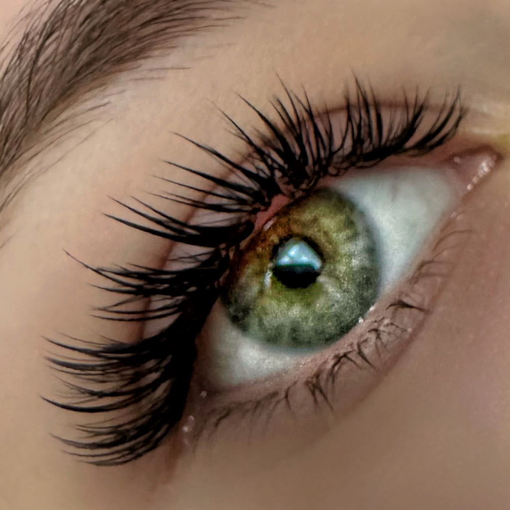 Коррекция ресниц