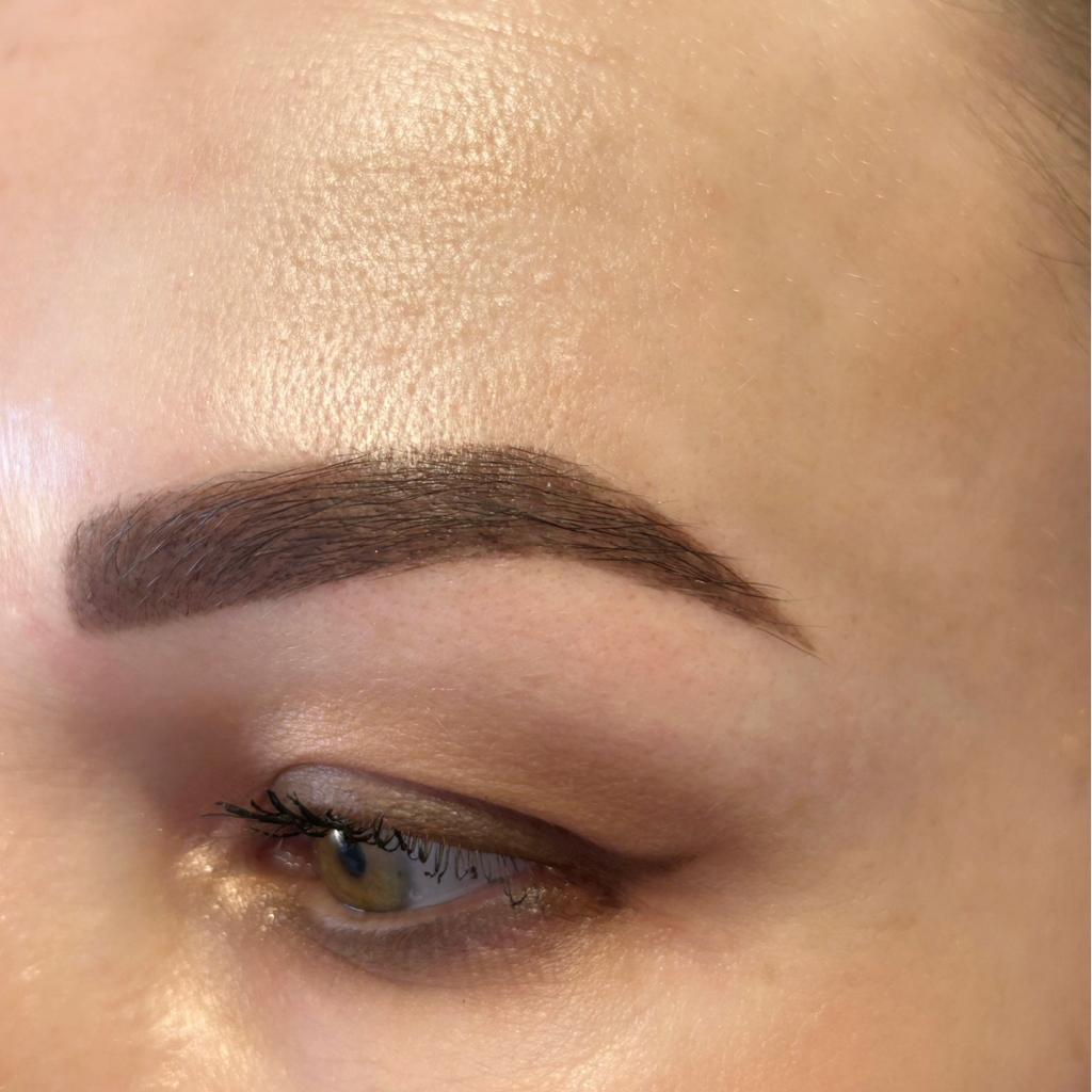 Брови коррекция окрашивание