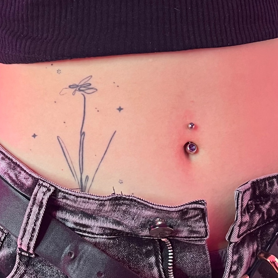 Пирсинг пупка