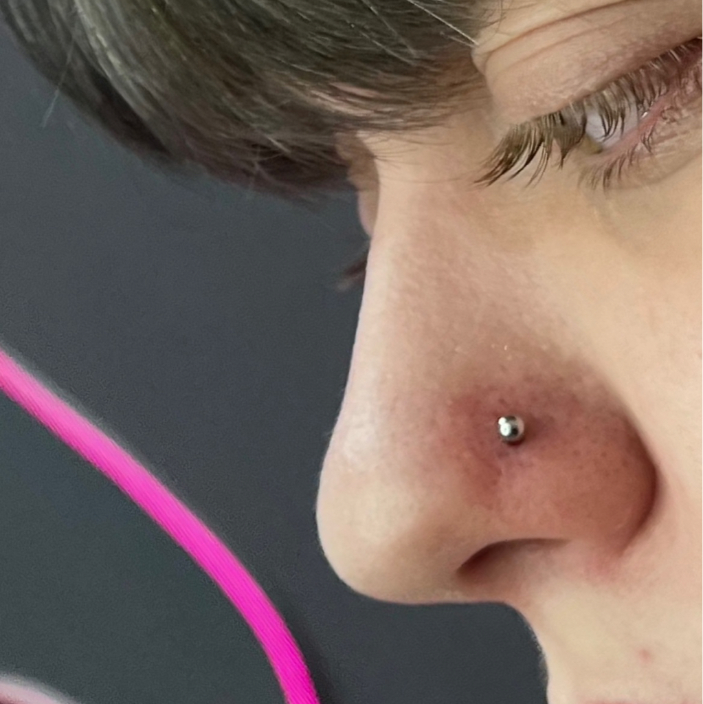 Пирсинг носа (крыло, септум, переносица)
