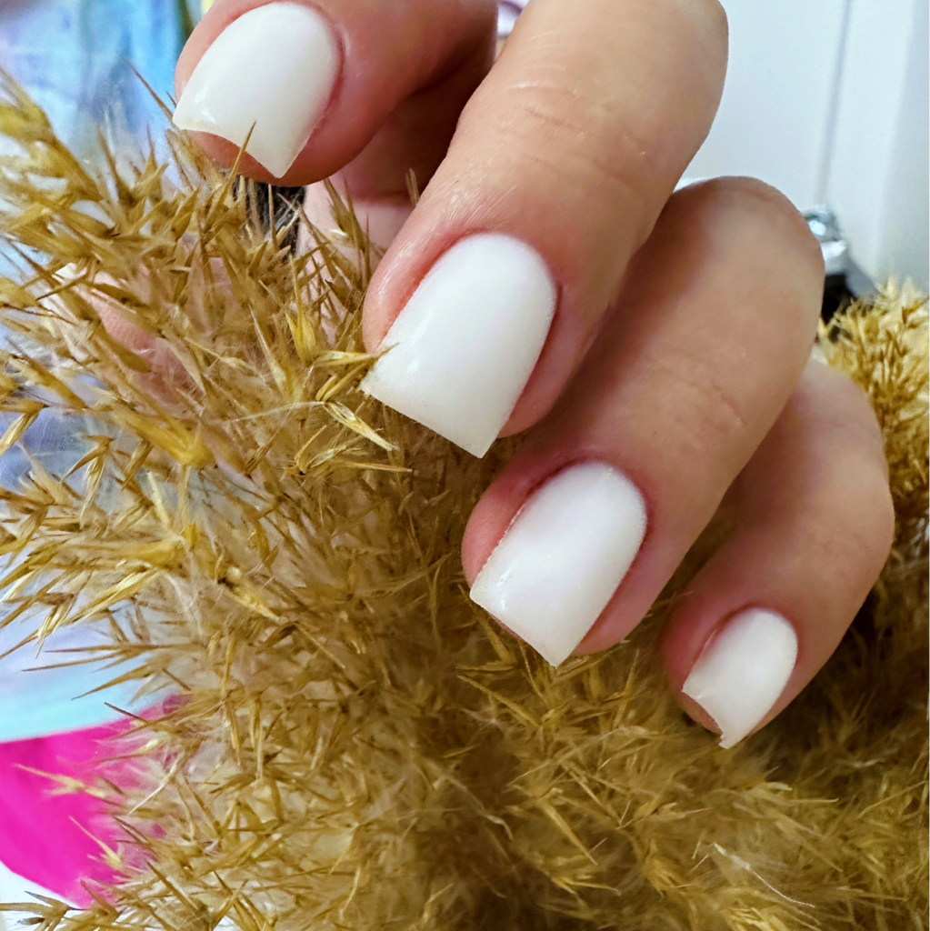 Коррекция нарощенных ногтей (моя работа)