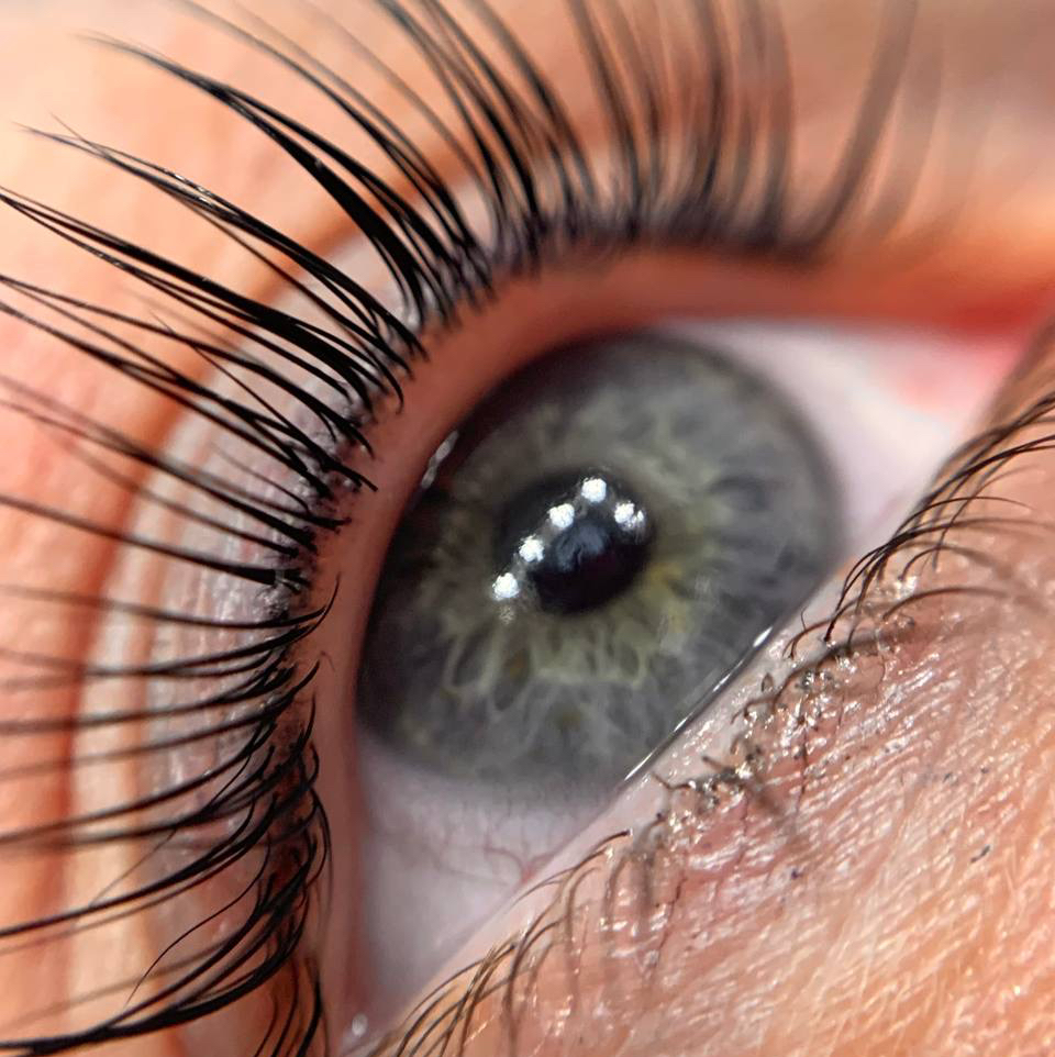 Ламинирование ресниц / LASH LIFT (farbanje trepavica je uključeno u cijenu)