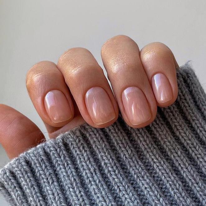 Маникюр + полировка ногтей (без покрытия)